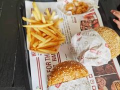 -The Habit Burger Grill 哈比特汉堡(爱琴海店)