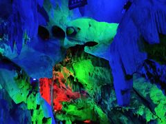 -伏牛地下河景区