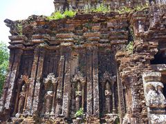 -Lam Vien Restaurant