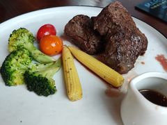 特选澳洲谷饲菲力牛排-MARU玛露音乐餐厅(前滩世贸店)