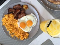 -The Sunny Side Cafe Station 1