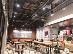 大堂-星巴克(深圳龙岗广百店)