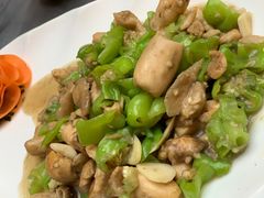 -蔼若春.传承三十年云南菜(金碧公园店)