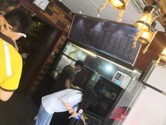 -万记麻辣烫国展总店