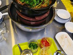 -食爺炭炉鸡煲·烧烤