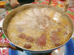 杀猪菜-闯关东东北农家菜(崂山石老人店)