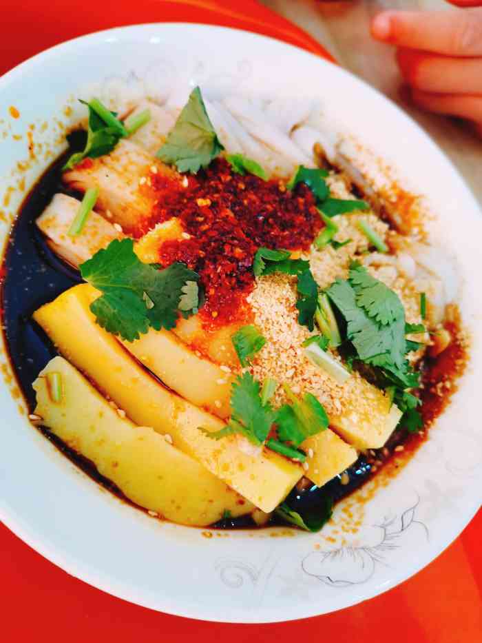 八街双双卷粉(华西店「口味」练完车后,突然很想吃凉米线,就又.