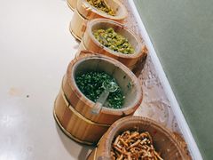 -丽丽三鲜螺蛳粉(田林路店)