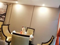 -有红鸡毛店·川菜(建设路店)