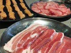 -哈哈碳都·牛肋条无限自助烤肉(台江万达店)