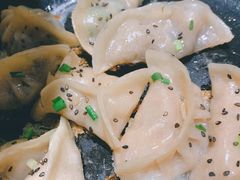 饺子-小金鬼·煎饺·鸽子汤