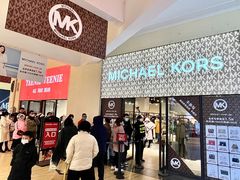 -王府井奥莱临潼小镇(临潼店)