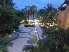 -三亚湾海居铂尔曼度假酒店