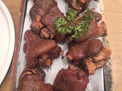 -海派美食·家宴海鲜青岛菜·石锅鲽鱼头(东方城店)