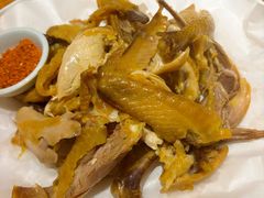 -头上红煨盐鸡·非遗院子餐厅