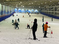 -乔波室内滑雪场