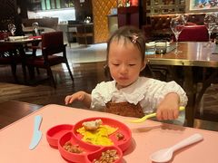 -恰餐厅及酒吧 CHAR Bar & Grill (北京丽都皇冠假日店)