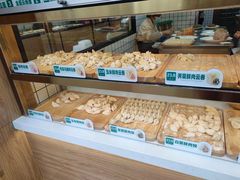 面包甜点陈列柜-袁记云饺(殷高西路店)
