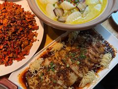 -小三峡食府(西五路店)