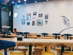 大堂-西部马华清真兰州牛肉面·烧烤夜市(上地店)