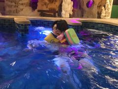 -泉城欧乐堡戏水湾艺术养生温泉