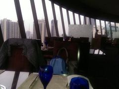 android_upload_pic-广州花园酒店-凌璇阁360度高空海鲜自助餐CAROUSEL