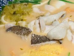 -荣家黄鱼面(前滩太古里店)