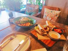 -HIGH FIVE哈福手工汉堡(桂林路店)