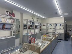 -无奔眼镜·蔡司·依视路授权店(马家堡店)