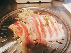 调味牛五花-韩聚屋韩国烤肉餐厅(新北万达店)