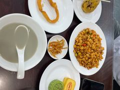 -聚德华天护国寺小吃(甜水园店)