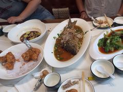 -梅利汴京烤鸭•开封豫菜地标店(东大街店)