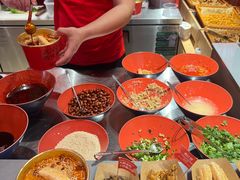 -鹤江桥·红油牛肉粉(SKP店)