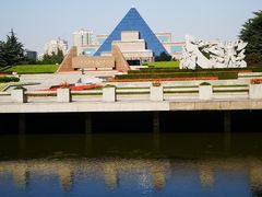 -上海市龙华烈士陵园