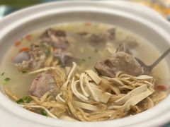 -章吴记喜瑞餐厅(东东城店)