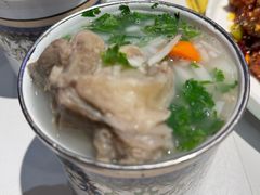 -小河公主秘制烤羊腿(小绿谷店)