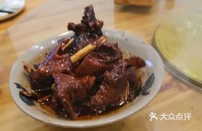 Sauce-Braised Old Goose