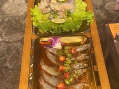 -老渔家白族·石板烧·野生菌火锅(古城中心店)