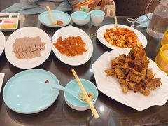 -鸿运楼烤鸭店(天桥店)