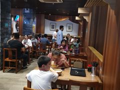 大堂-亮亮面馆(经六路店)