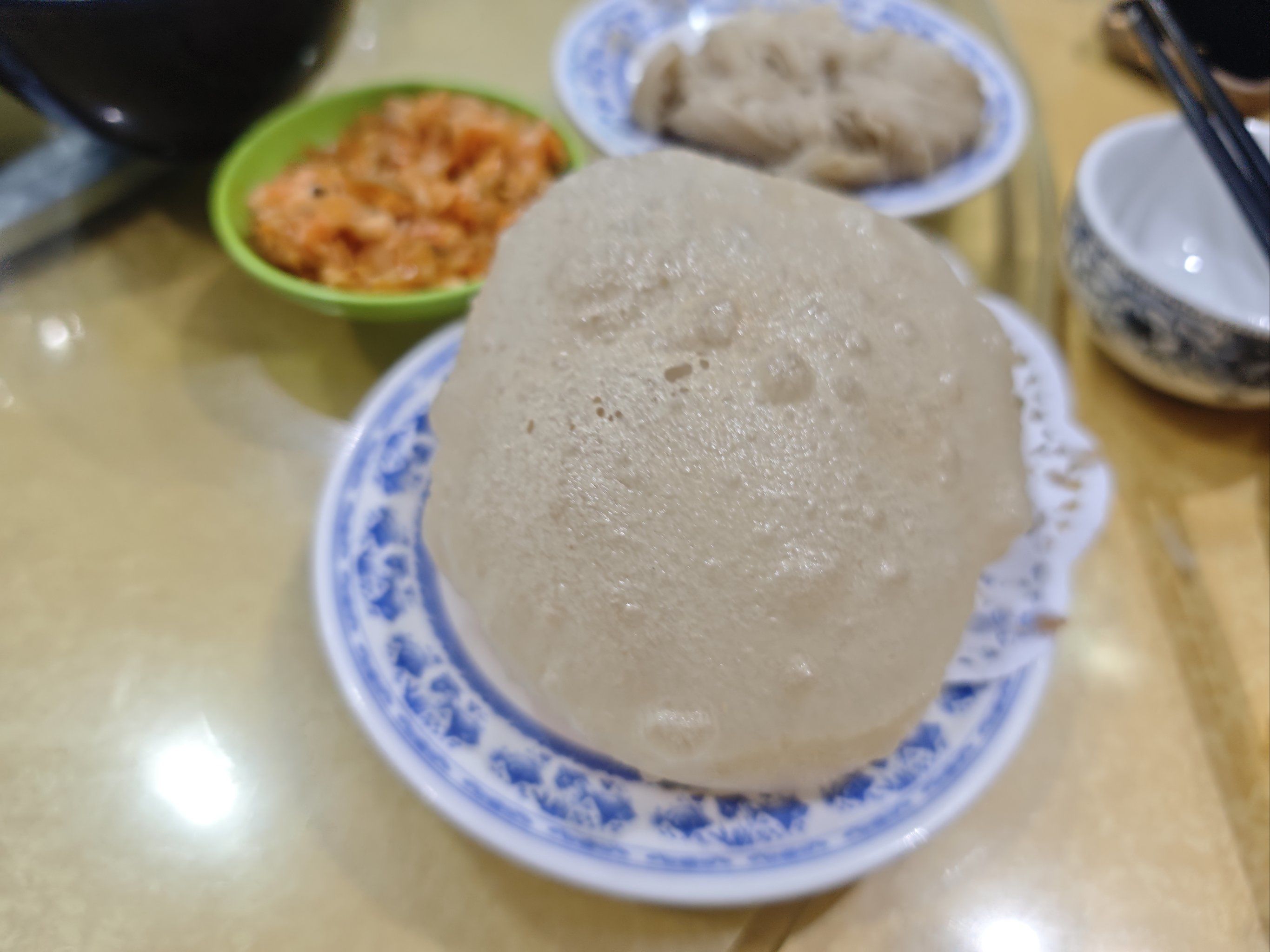 以下是一些三原美食推荐:
1泡泡油糕
泡泡油糕是陕西三原县极富