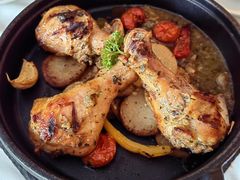 南法风味烤鸡腿-火车头法国西餐厅