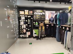 -迪卡侬(环球港店)