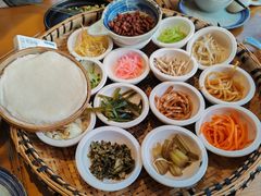 -包整·丝娃娃(一览甲秀楼风景店)