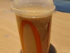 红豆双皮奶风味珍珠奶茶-麦当劳(金山红星美凯龙DT店)