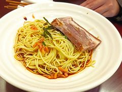 焖蹄大开洋葱油拌面-德兴馆(广东路总店)