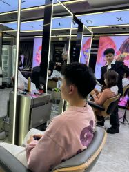 -藤野造型烫发染发