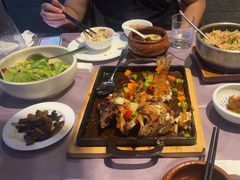 -彩云天云南餐厅