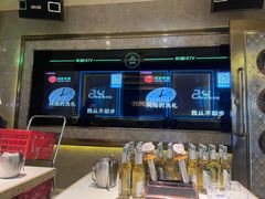 -Huange欢歌KTV(欣都龙城vcpark购物中心店)