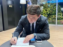 -奔驰上海利星(七宝店)